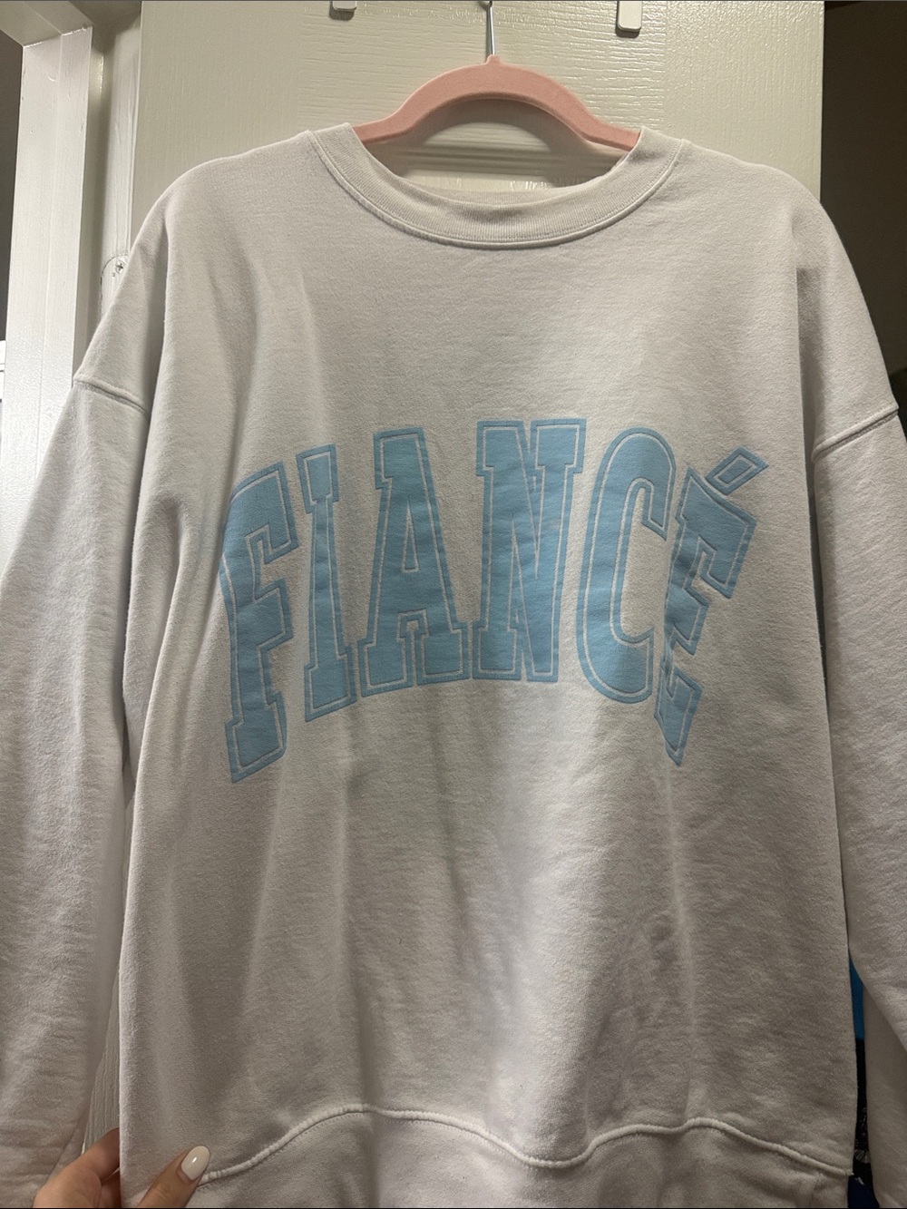 The Bar Sweatshirt with Light Blue 'FIANCÉ'